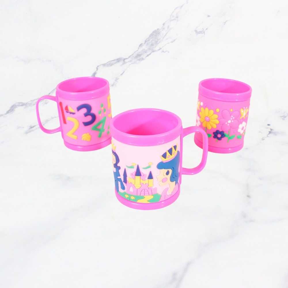 TAZA ESCOLAR NIÑA X1