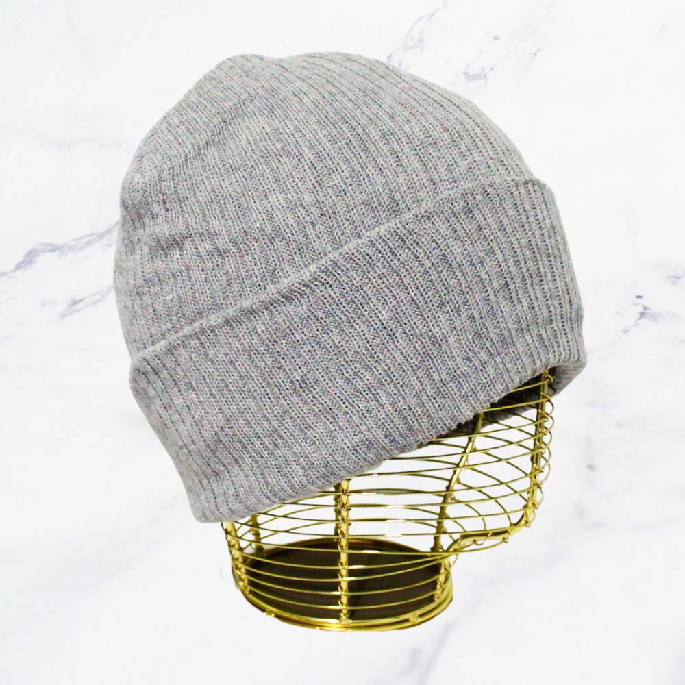 GORRO LANA LINEAS PLOMO X1