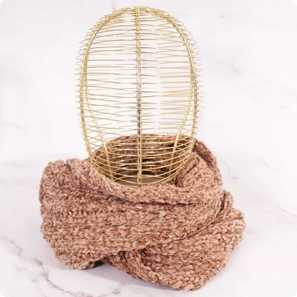 Cuello chenilla cafe