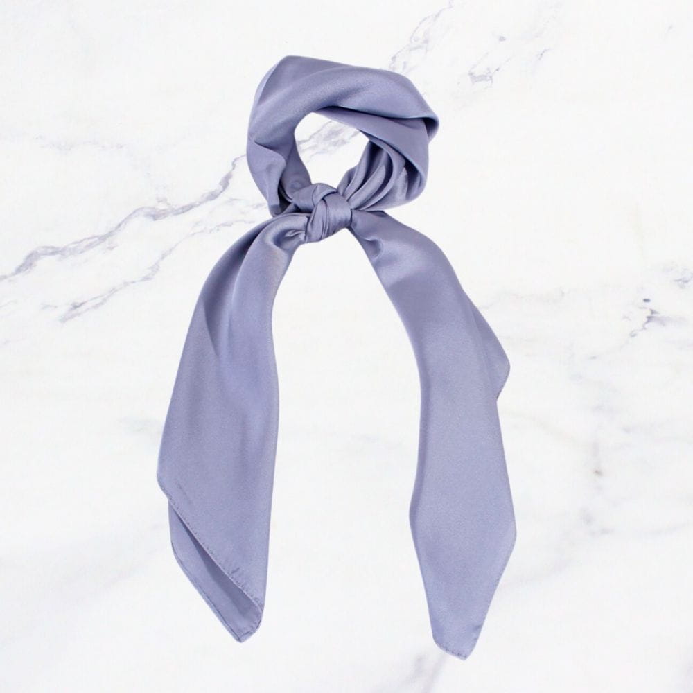PAÑUELO 70X70 CELESTE X1