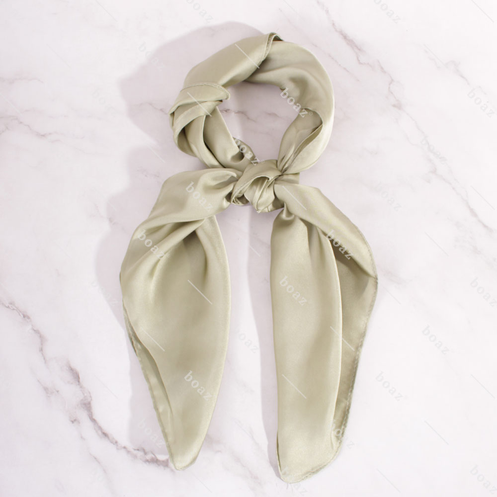 fbz-71229-01 (2) PAÑUELO 70X70 OLIVA X1 - Imagen 1