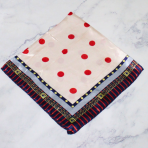 PAÑUELO 50X50 LUNAR CADENA BLANCO - Imagen 3